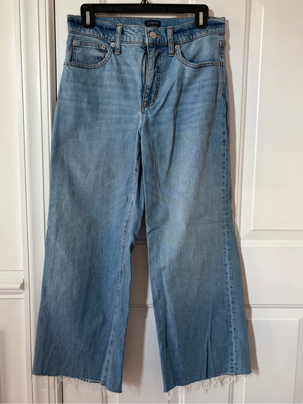 J.Crew Wide-Leg Cropped Jeans | Size 27 | Medium Wash | Raw Hem - Picture 2 of 5